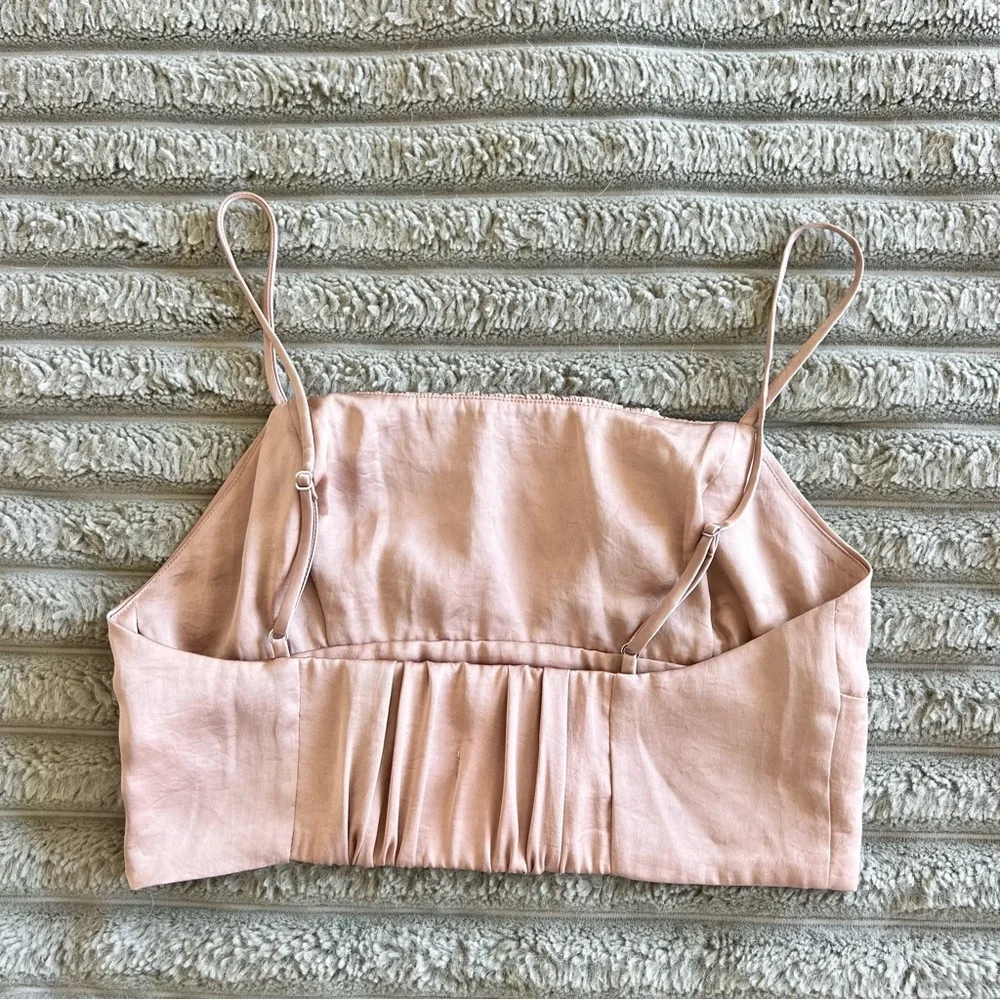Aritzia Sonnet Satin Tank- XS - Picture 4 of 6